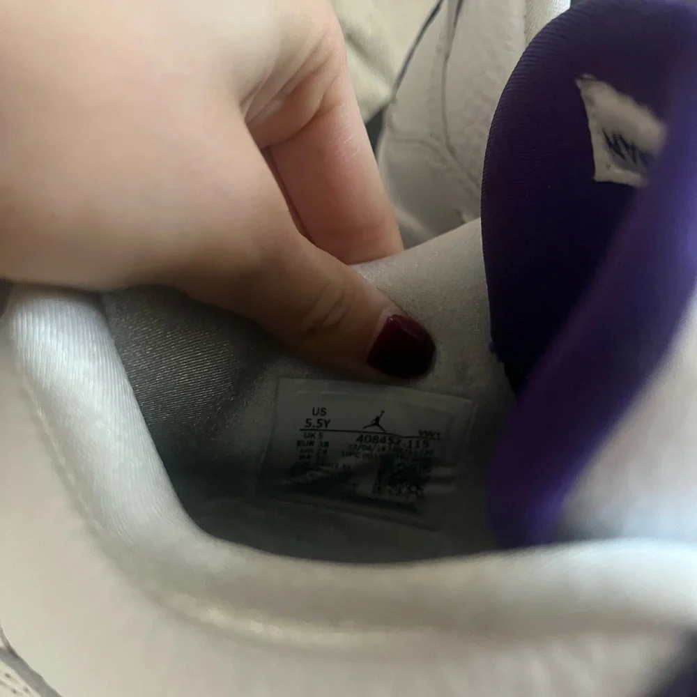 Jordan 4 metallic purple - Picture 6 of 10